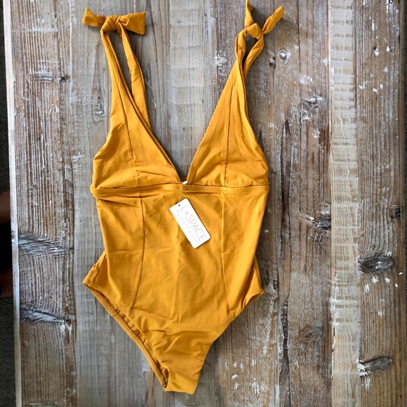 l*space Other - LSPACE | Isabelle one piece